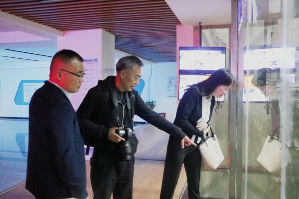 1653979537408728.png 記者2(1).png